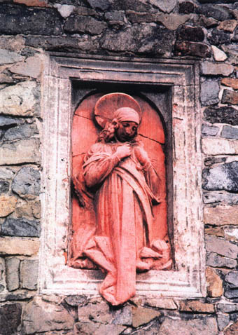 dm10.JPG (63948 bytes)
